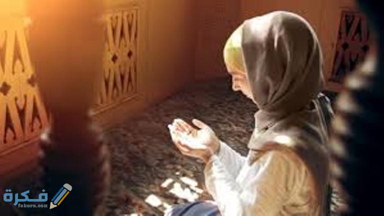 ما حكم كشف القدمين في الصلاة للنساء في المذاهب الأربعة ؟ 1 4