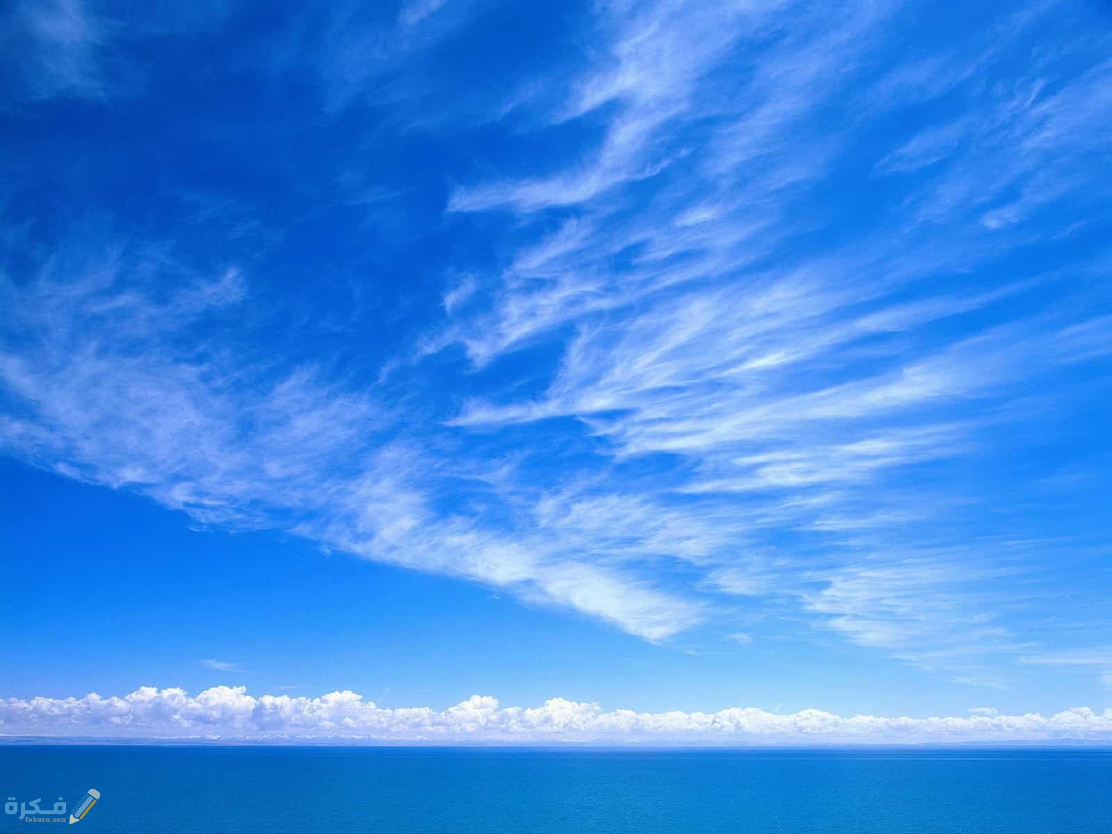 تفسير رؤية السماء زرقاء صافية في المنام 