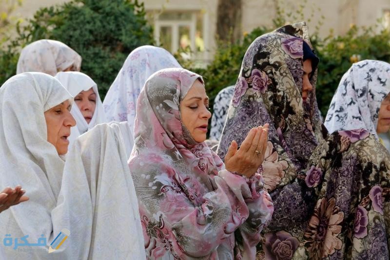 هل تصلي المرأة صلاة العيد في بيتها 