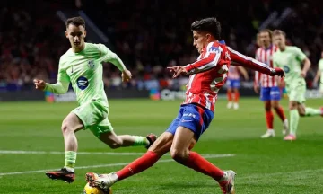 <p><strong>ألفاريز يتألق في قيادة هجوم أتلتيكو مدريد ضد باريس سان جيرمان في كأس العالم للأندية</strong></p>