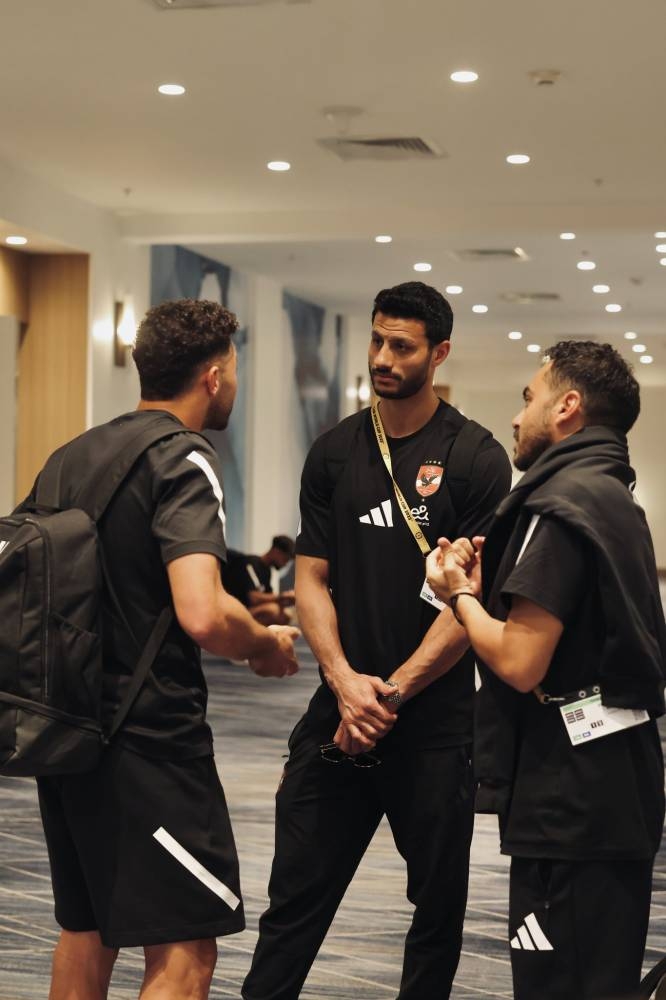 الشناوي يتجاوز إصابة محتملة ويواصل التألق مع المنتخب السعودي