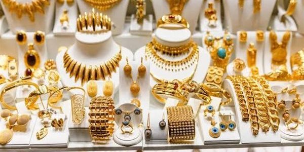 «تراجع» أسعار الذهب اليوم الثلاثاء 17 يونيو 2025 في مصر: هل حان الوقت للشراء؟