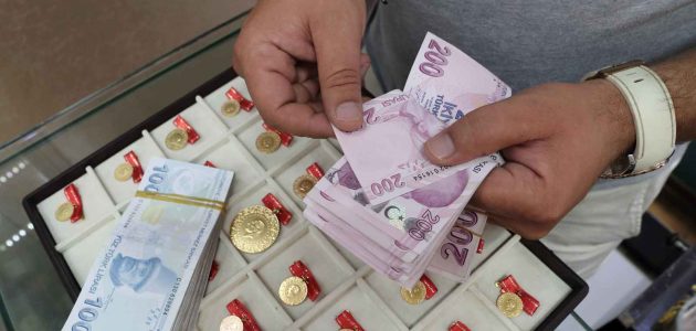 «تراجع مفاجئ» سعر الذهب في تركيا اليوم: عيار 21 يسجل 3789 ليرة!