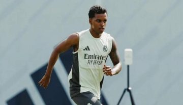 تشابي يحسم مصير رودريغو في ريال مدريد: تفاصيل جلسة مثيرة تكشف عن سعادته!