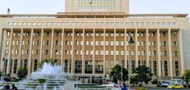«قرار هام» سورية تُلزم المصارف بإعادة تأمين المستوردين بالليرة!