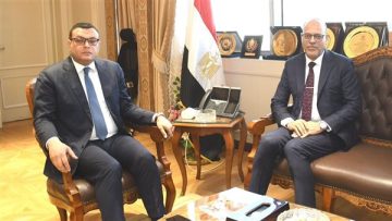<p><strong>وزير الإسكان والعمل يعقدان اجتماعًا لتعزيز التعاون في تدريب العمالة</strong></p>