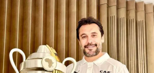 أحمد حسن يكشف سر تغريمه بسبب ميدو في 2006 بأسلوب تريزيجه 1 أحمد حسن يكشف سر تغريمه بسبب ميدو في 2006 بأسلوب تريزيجه