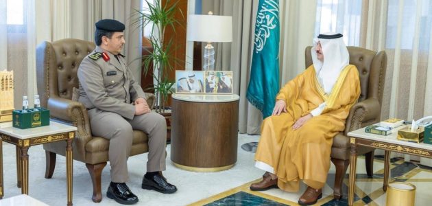 أمير الشرقية يحتفي بالضباط والأفراد المتميزين في تكريم استثنائي 1 أمير الشرقية يحتفي بالضباط والأفراد المتميزين في تكريم استثنائي