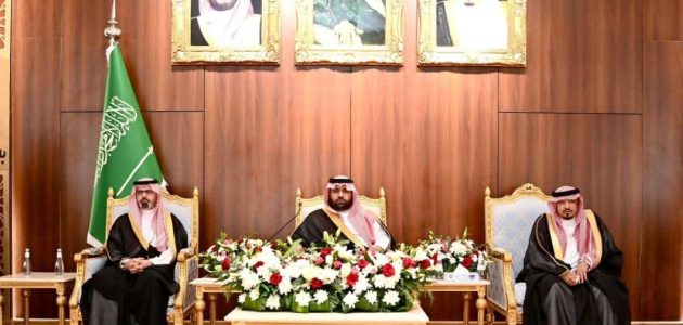 أمير جازان يلتقي بأهالي العيدابي ويستعرض المشاريع التنموية الجديدة 1 أمير جازان يلتقي بأهالي العيدابي ويستعرض المشاريع التنموية الجديدة