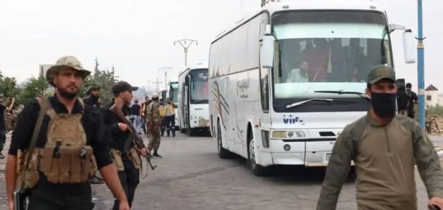 إجلاء 1500 محتجز من السويداء واستقبالهم في درعا 1 إجلاء 1500 محتجز من السويداء واستقبالهم في درعا
