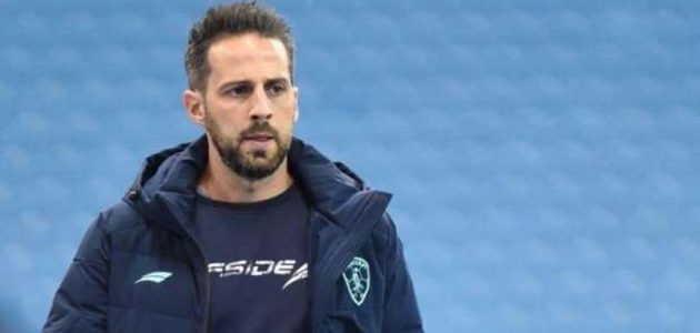 اجتماع يانيك فيريرا مع مدير الكرة في الزمالك يثير تساؤلات الجماهير 1 اجتماع يانيك فيريرا مع مدير الكرة في الزمالك يثير تساؤلات الجماهير