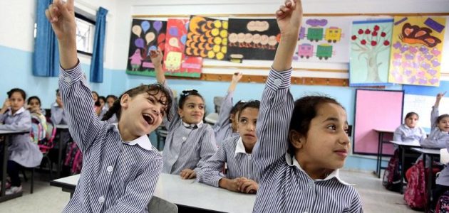 «استعلم الآن» عن المصروفات الدراسية 2025-2026 لجميع المراحل والشرايح المتاحة!