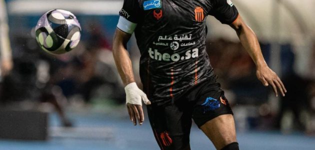 الأهلي يتحدى كومو الإيطالي في بطولة ودية مثيرة 1 الأهلي يتحدى كومو الإيطالي في بطولة ودية مثيرة