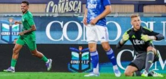 الأهلي يتعرض لهزيمة مفاجئة أمام كومو الإيطالي في مباراة مثيرة 1 الأهلي يتعرض لهزيمة مفاجئة أمام كومو الإيطالي في مباراة مثيرة
