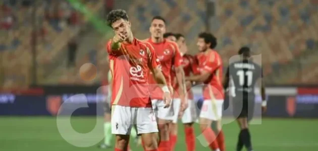 الأهلي يخطو خطوة غير متوقعة بعد مفاوضات الزمالك مع إمام عاشور 1 الأهلي يخطو خطوة غير متوقعة بعد مفاوضات الزمالك مع إمام عاشور
