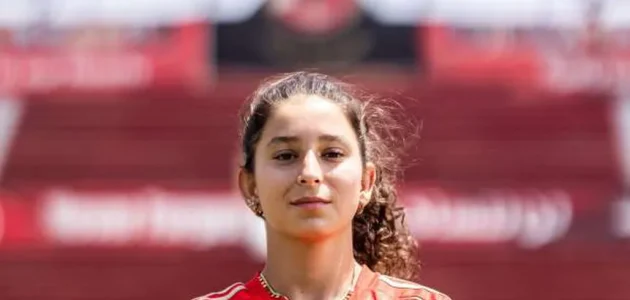 الأهلي يضم الفلسطينية نور يوسف لتعزيز صفوف فريق كرة القدم النسائية 1 الأهلي يضم الفلسطينية نور يوسف لتعزيز صفوف فريق كرة القدم النسائية