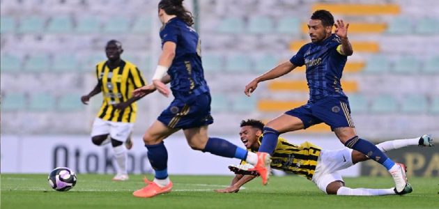 الاتحاد يتلقى هزيمة قاسية أمام فنربخشة بأربعة أهداف في مباراة ودية 1 الاتحاد يتلقى هزيمة قاسية أمام فنربخشة بأربعة أهداف في مباراة ودية