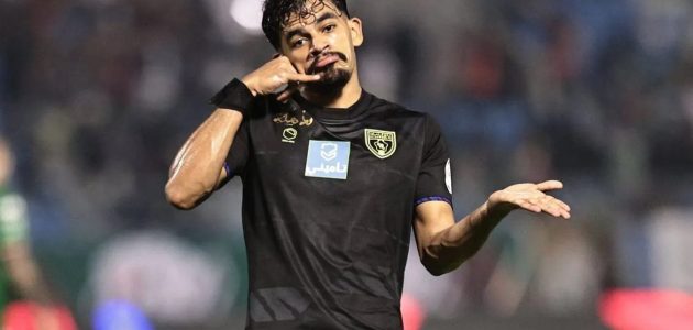 التعاون يدرس إمكانية بيع سعد الناصر وسط اهتمام أندية روشن الكبيرة 1 التعاون يدرس إمكانية بيع سعد الناصر وسط اهتمام أندية روشن الكبيرة