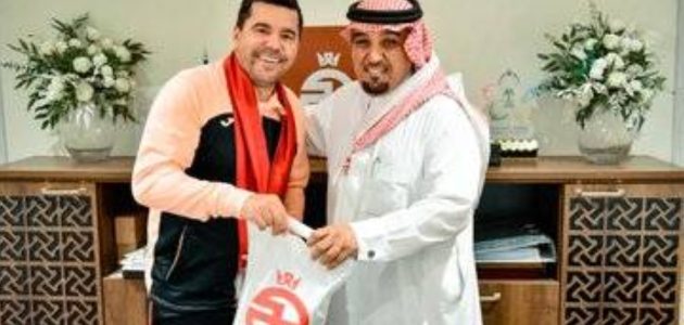 الخلود يعلن إنهاء عقد المدرب الروماني كوزمين كونترا بالتراضي 1 الخلود يعلن إنهاء عقد المدرب الروماني كوزمين كونترا بالتراضي