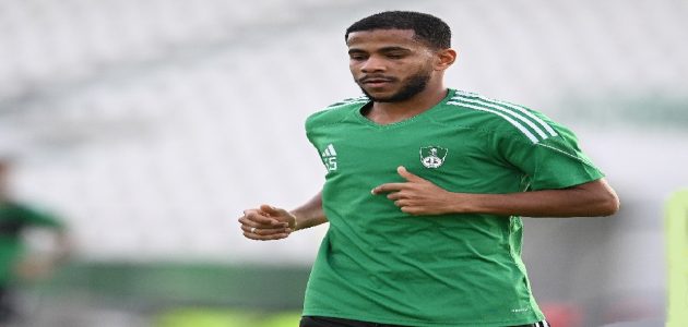 الشباب يتعاقد مع فيصل الصبياني لثلاثة مواسم جديدة 1 الشباب يتعاقد مع فيصل الصبياني لثلاثة مواسم جديدة