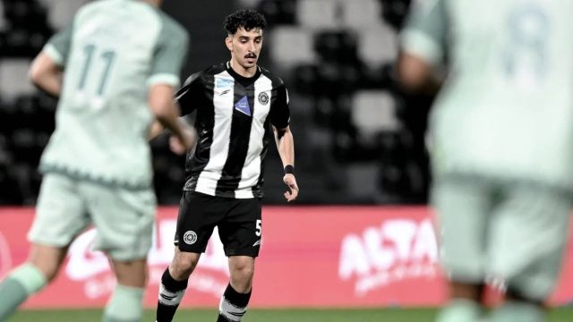 النصر يعلن عن تعاقده