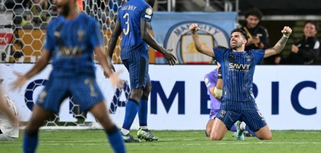 الهلال يتخطى العقبات نحو نهائي كأس العالم للأندية: رحلة الزعيم نحو المجد