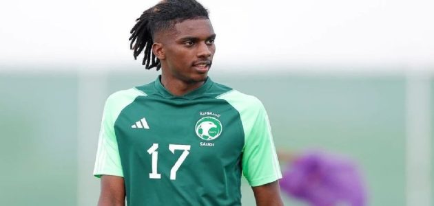 الهلال يواصل مفاوضاته لضم عبدالكريم دارسي قبل انتهاء عقده مع الأهلي 1 الهلال يواصل مفاوضاته لضم عبدالكريم دارسي قبل انتهاء عقده مع الأهلي
