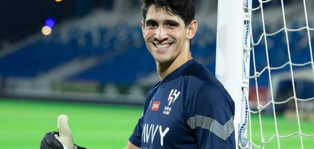 بونو يحدد مصيره مع الهلال في ظل اهتمام أوروبي متزايد 1 بونو يحدد مصيره مع الهلال في ظل اهتمام أوروبي متزايد