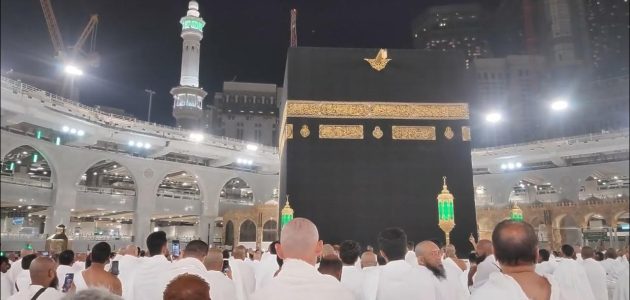 تحذير عاجل: قائمة المحظورات للعمرة 2025 تكشف مفاجآت جديدة للمسافرين
