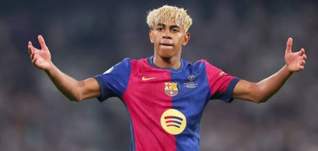 تخريب جدارية لامين يامال في برشلونة يثير ردود فعل واسعة 1 تخريب جدارية لامين يامال في برشلونة يثير ردود فعل واسعة