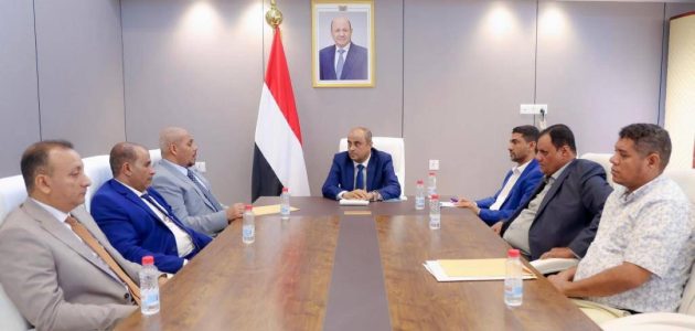 رئيس الوزراء اليمني يبرز أهمية سقطرى كوجهة بيئية وإنسانية وسياحية مميزة 1 رئيس الوزراء اليمني يبرز أهمية سقطرى كوجهة بيئية وإنسانية وسياحية مميزة