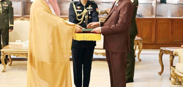 رئيس بنغلاديش يستقبل سفير المملكة بن عبيه ويؤكد على تعزيز العلاقات الثنائية