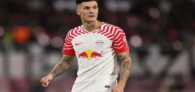 سيسكو يرفض عرض الهلال ويؤكد رغبته في مواصلة مسيرته في أوروبا 1 سيسكو يرفض عرض الهلال ويؤكد رغبته في مواصلة مسيرته في أوروبا