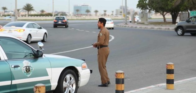 غرامة 150 ريالًا للتباطؤ في السير على الطرق وفق توضيحات المرور السعودي 1 غرامة 150 ريالًا للتباطؤ في السير على الطرق وفق توضيحات المرور السعودي