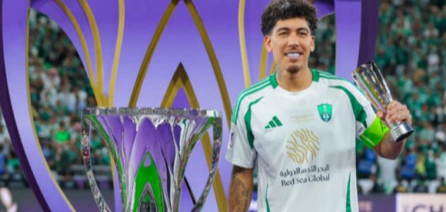 فيرمينو يكشف عن رسالة خاصة لجماهير الأهلي 1 فيرمينو يكشف عن رسالة خاصة لجماهير الأهلي