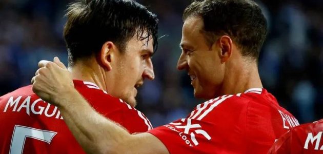 قائد مانشستر يونايتد يعلن اعتزاله كرة القدم ويتولى منصبًا إداريًا في النادي