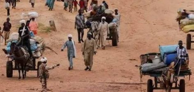 مأساة في السودان تسفر عن وفاة 17 نازحاً عطشاً وفقدان 40 آخرين 1 مأساة في السودان تسفر عن وفاة 17 نازحاً عطشاً وفقدان 40 آخرين