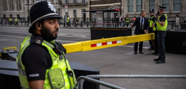 مقتل شخصين في هجوم طعن داخل شركة بلندن يثير القلق الأمني 1 مقتل شخصين في هجوم طعن داخل شركة بلندن يثير القلق الأمني
