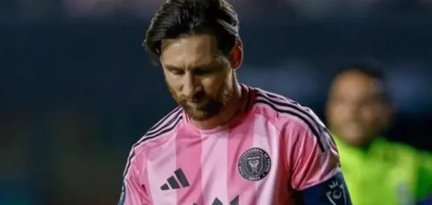 ميسي يواجه عقوبات محتملة بعد رفضه مواجهة نجوم الدوري المكسيكي 1 ميسي يواجه عقوبات محتملة بعد رفضه مواجهة نجوم الدوري المكسيكي