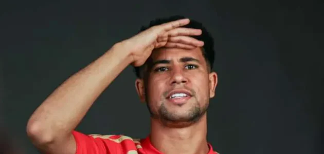 نادٍ قطري يتدخل لحل أزمة رحيل رضا سليم عن الأهلي بقرار حاسم 1 نادٍ قطري يتدخل لحل أزمة رحيل رضا سليم عن الأهلي بقرار حاسم