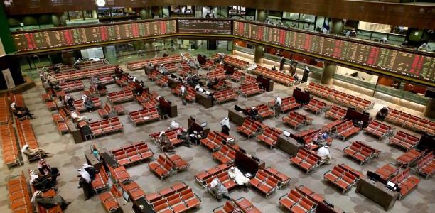 هيئة السوق المالية: السماح للمستثمرين الأجانب في الخليج بتداول الأسهم السعودية مباشرة