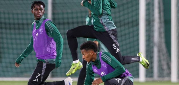 أخضر 19 يبدأ تدريباته في أبها تحضيراً لكأس الخليج تحت 20 عاماً 1 أخضر 19 يبدأ تدريباته في أبها تحضيراً لكأس الخليج تحت 20 عاماً