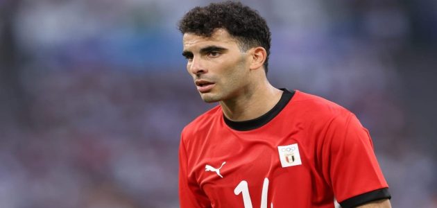 أسطورة الزمالك ينتقد الجماهير بعد الإساءة لزوجة زيزو 1 أسطورة الزمالك ينتقد الجماهير بعد الإساءة لزوجة زيزو