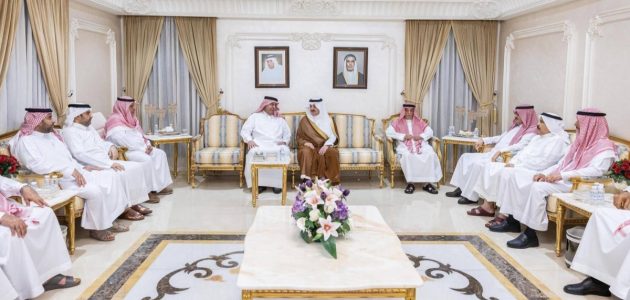 أمير الشرقية ونائبه يقدمان التعازي للدوسري في وفاة شقيقه 1 أمير الشرقية ونائبه يقدمان التعازي للدوسري في وفاة شقيقه