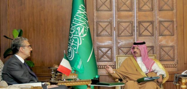 أمير عسير وسفير إيطاليا يستعرضان سبل تعزيز التعاون المشترك في لقاء مثير 1 أمير عسير وسفير إيطاليا يستعرضان سبل تعزيز التعاون المشترك في لقاء مثير