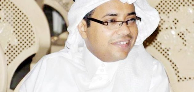 إبراهيم زولي يكشف أسرار الأدب في «ما وراء الأغلفة» ويأسر قلوب القراء 1 إبراهيم زولي يكشف أسرار الأدب في «ما وراء الأغلفة» ويأسر قلوب القراء