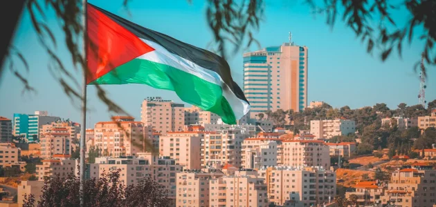 إسرائيل تعزز حصارها المالي على الفلسطينيين بعدم تحويل أموال المقاصة 1 إسرائيل تعزز حصارها المالي على الفلسطينيين بعدم تحويل أموال المقاصة