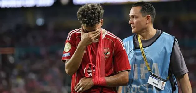 إصابة إمام عاشور في المونديال تثير التساؤلات حول غيابه عن مباريات الدوري المصري 1 إصابة إمام عاشور في المونديال تثير التساؤلات حول غيابه عن مباريات الدوري المصري