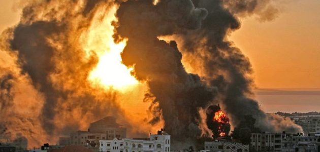 استشهاد 8 فلسطينيين جراء قصف إسرائيلي مكثف على قطاع غزة 1 استشهاد 8 فلسطينيين جراء قصف إسرائيلي مكثف على قطاع غزة