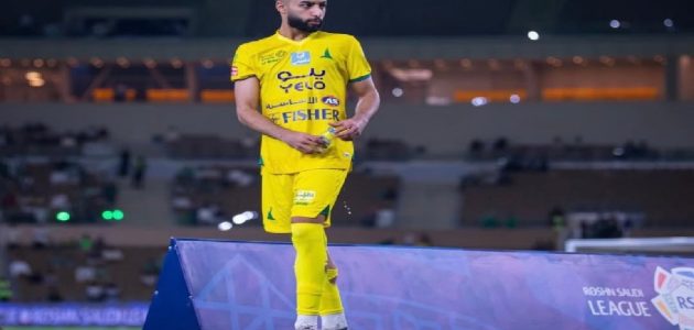 الأهلي يعلن عن صفقة جديدة مع صالح أبو الشامات في خطوة مثيرة لتعزيز صفوف الفريق 1 الأهلي يعلن عن صفقة جديدة مع صالح أبو الشامات في خطوة مثيرة لتعزيز صفوف الفريق